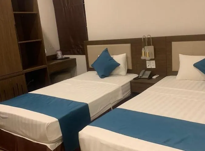 Lavenderhotel 2* Hạ Long